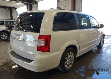 2016 Chrysler Town & Country Touring from USA, damaged, VIN 2C4RC1BG7GR187056